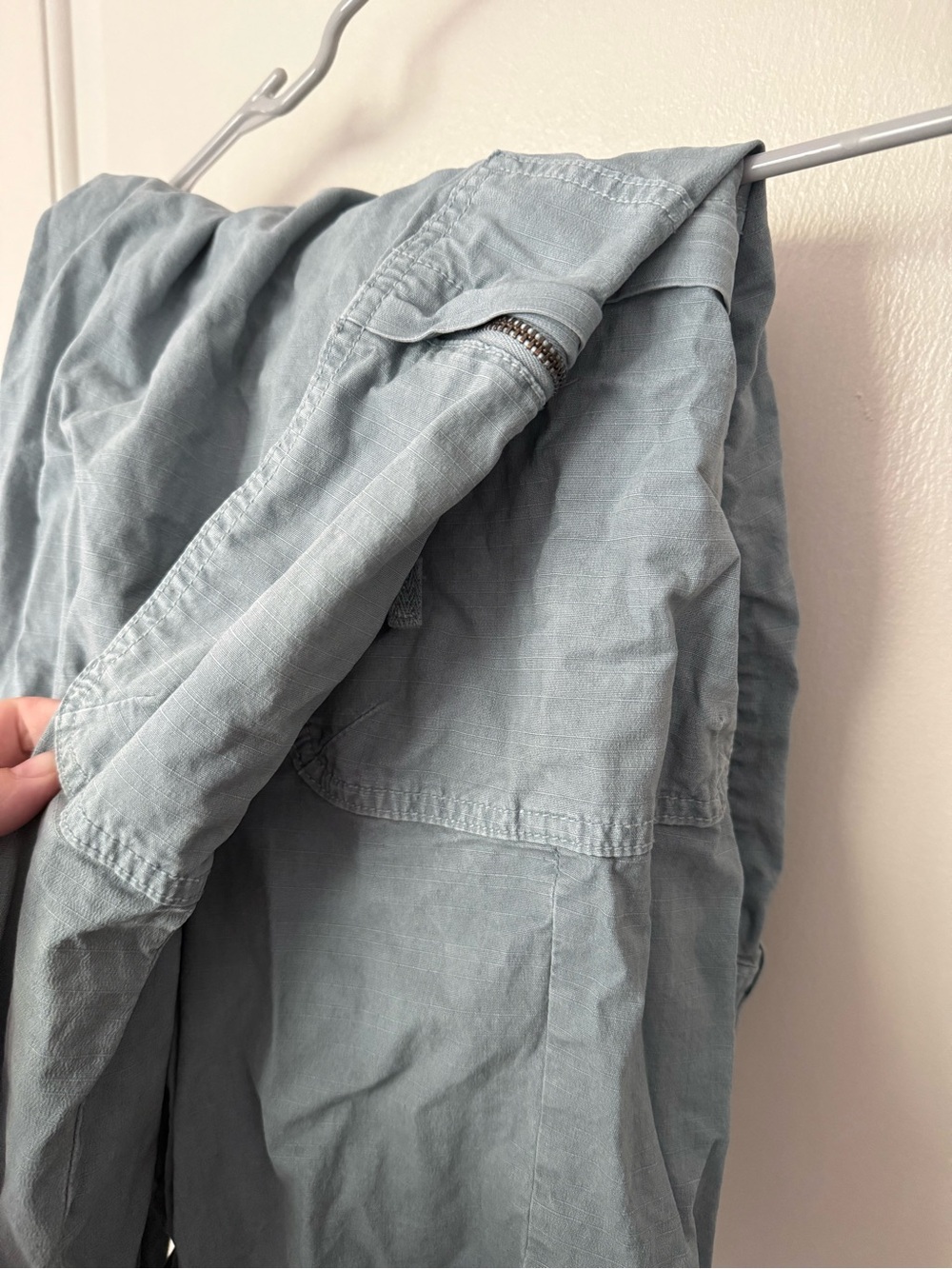 AE baggy jogger with cargo type pockets size 18 - Picture 7 of 7